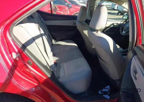 2015 Toyota Corolla Le Plus z USA, uszkodzony, nr VIN 2T1BURHE2FC394312